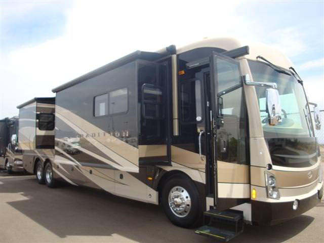 2009 American Coach American Tradition